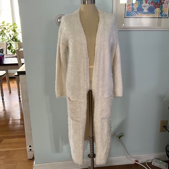BB Dakota Long Eyelash Sweater Coat Size Small - Picture 1 of 9